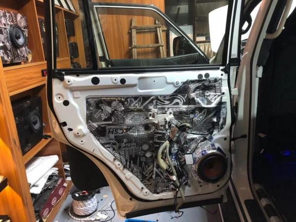 蘇州汽車音響改裝,日產途樂,升級PHASS妃仕AL165 蘇州汽車音響改裝,日產途樂,升級PHASS妃仕AL165