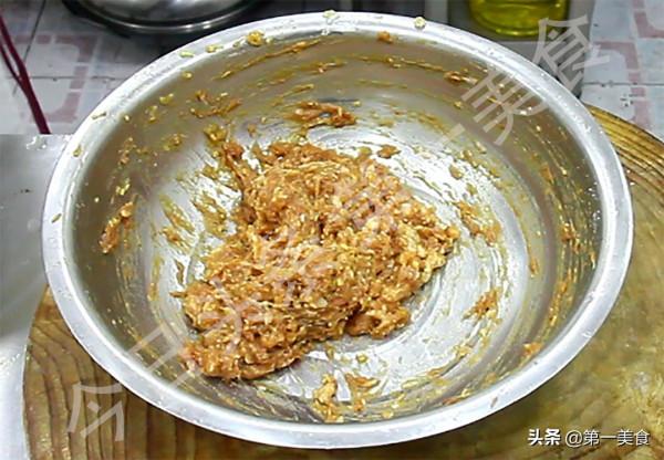 冬天手腳冰涼，多吃這7道家常肉菜，熱熱乎乎從頭暖到腳，不怕冷