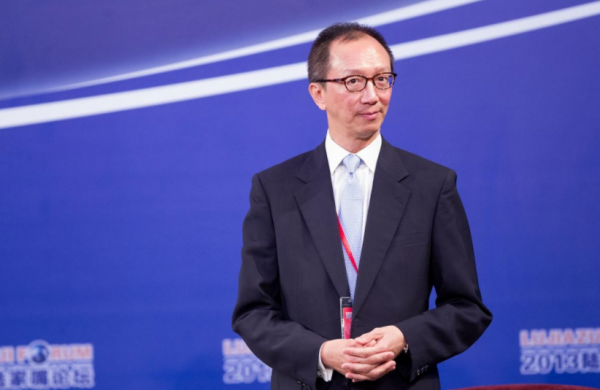 伏明霞24歲嫁50歲富商,5年生下三子女,今女兒成人禮丈夫送豪宅 伏明霞24歲嫁50歲富商,5年生下三子女,今女兒成人禮丈夫送豪宅