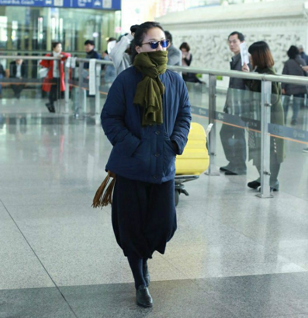 身高始終是小個子的“硬傷”，除了沒穿內增高，也許衣服也沒穿對