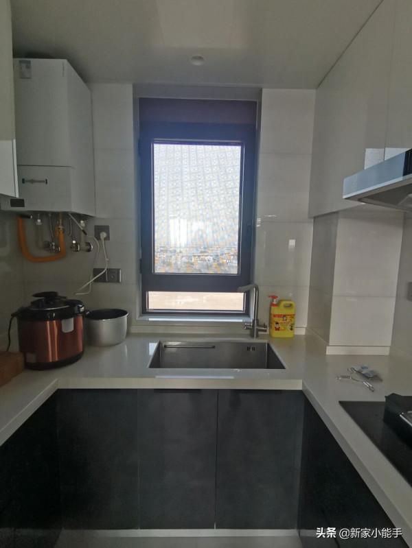 過新年曬裝修，全屋定製櫃子很喜歡，電視牆堅持不做造型非常簡約