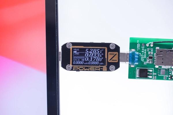 為 iPad WIFI版插上蜂窩網的翅膀,4G無線網絡卡上手評測 為 iPad WIFI版插上蜂窩網的翅膀,4G無線網絡卡上手評測