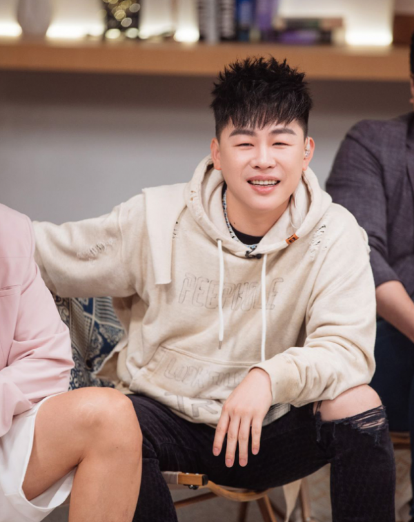 李健再度加盟音樂節目，攜手3位實力派唱將，開啟公路音樂會