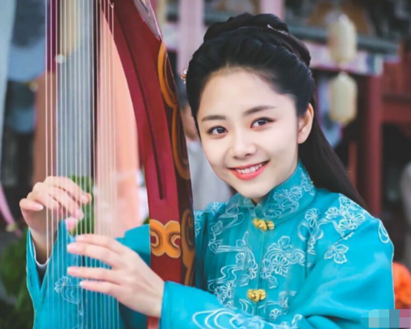 甄嬛傳裡的龍套演員,頌芝年輕時好清純,妙音娘子真是醬油專業戶 甄嬛傳裡的龍套演員,頌芝年輕時好清純,妙音娘子真是醬油專業戶