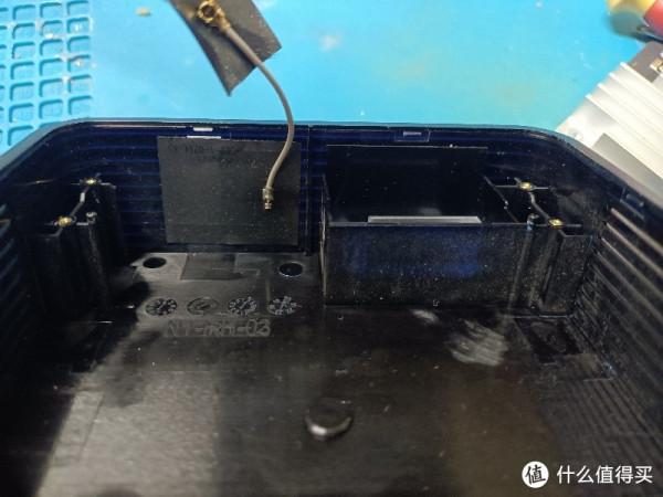 斐訊n1機頂盒改造：由原本的8G儲存空間擴容到64G