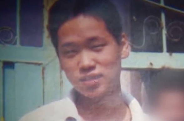 韓國兄妹街頭流浪10年，哥哥每天堅持鞋油塗臉，只因無私的親情