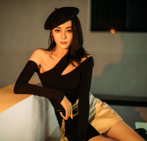 貝雷帽造型：趙麗穎 劉詩詩 楊冪 宋茜 熱巴 楊紫 李沁 倪妮 金晨 喬欣 周也