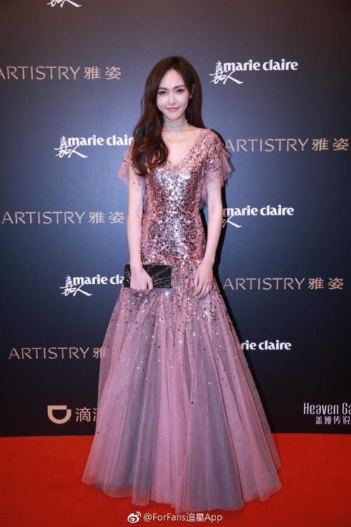 女星紅毯造型翻車合集,倪妮似孔雀,唐嫣“狗啃劉海”土氣十足 女星紅毯造型翻車合集,倪妮似孔雀,唐嫣“狗啃劉海”土氣十足