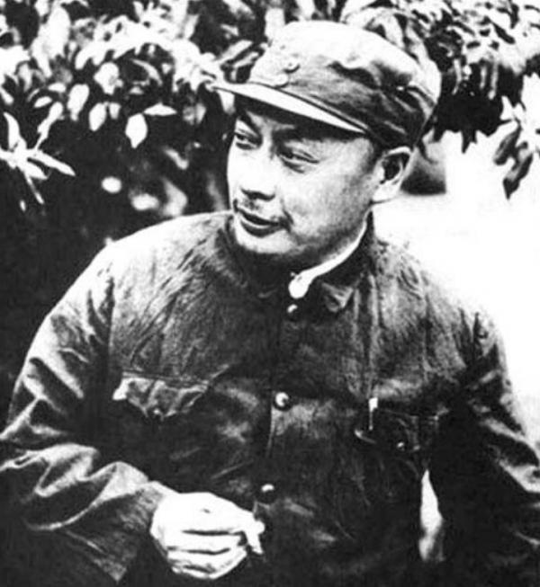 國軍高官發現妻子是紅色特工，不知咋辦，妻：有機會讓你見周恩來