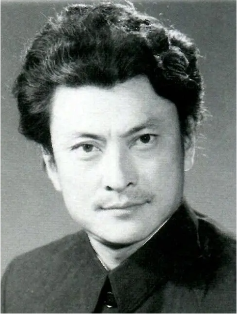 《努爾哈赤》35年 如今演員近況懸殊大 有的成了老戲骨 有的已去世 《努爾哈赤》35年 如今演員近況懸殊大 有的成了老戲骨 有的已去世