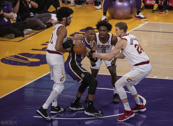 一夜6訊息！湖人或交易威少，東西部最新排名出爐，杜蘭特遭罰款