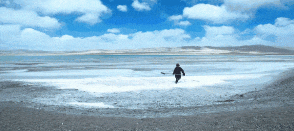 探訪冰川、峽谷徒步，睡在松贊新店，開啟一場自然大冒險