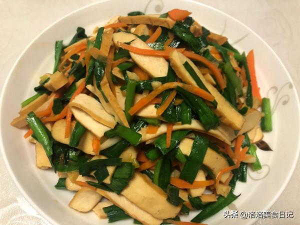 韭菜香乾是絕配，大火快炒滿屋飄香，鮮香開胃超下飯成本不足5元