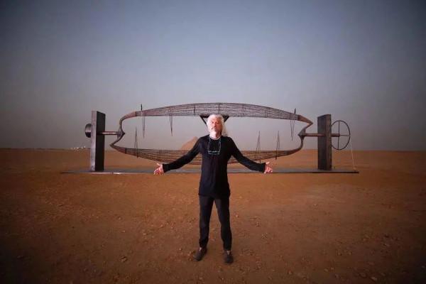 “永恆即現在”:Art d'égypte在4500歲的金字塔旁上演的藝術 “永恆即現在”:Art d'égypte在4500歲的金字塔旁上演的藝術