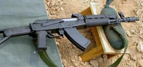 全黑外觀帥氣無比，廣受西藏部隊好評，鮮為人知的中國56C短步槍