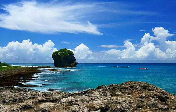 被哄騙當兵官至第74軍副軍長，假扮山羊逃脫，赴臺享受高官厚祿