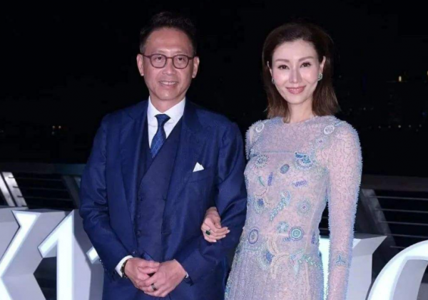 臉部凹陷如鬼，脖子青筋暴起，這些暴瘦的女星自己不害怕嗎？