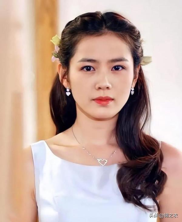 年輕時的孫藝珍,哭起來梨花帶雨,笑起來明媚動人 年輕時的孫藝珍,哭起來梨花帶雨,笑起來明媚動人