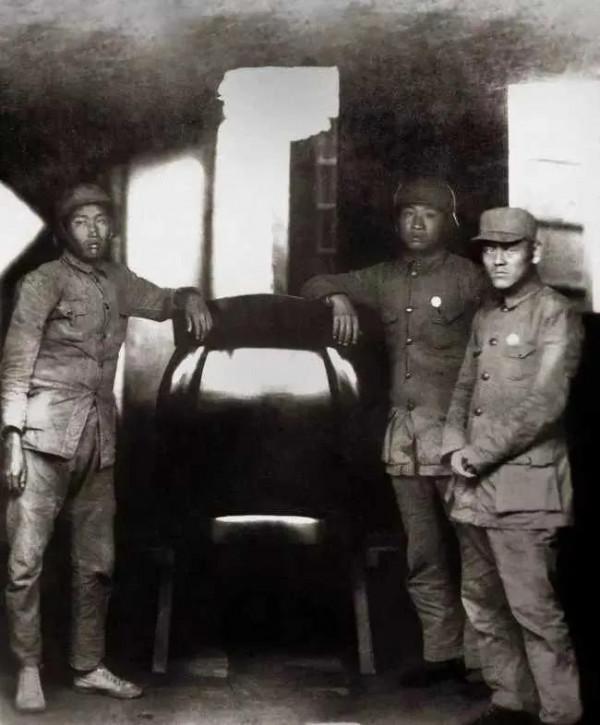 這是我國迄今為止發現的唯一一組抗戰將軍陣亡的照片 這是我國迄今為止發現的唯一一組抗戰將軍陣亡的照片