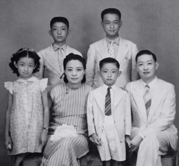 福芝芳16歲嫁給梅蘭芳，對大夫人畢恭畢敬，為何偏偏容不下孟小冬