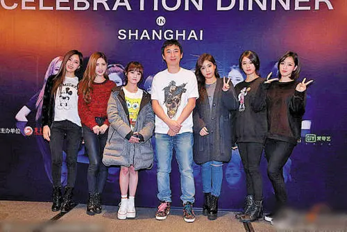 王思聰花費160萬,請她過生日,比肩少女時代 王思聰花費160萬,請她過生日,比肩少女時代