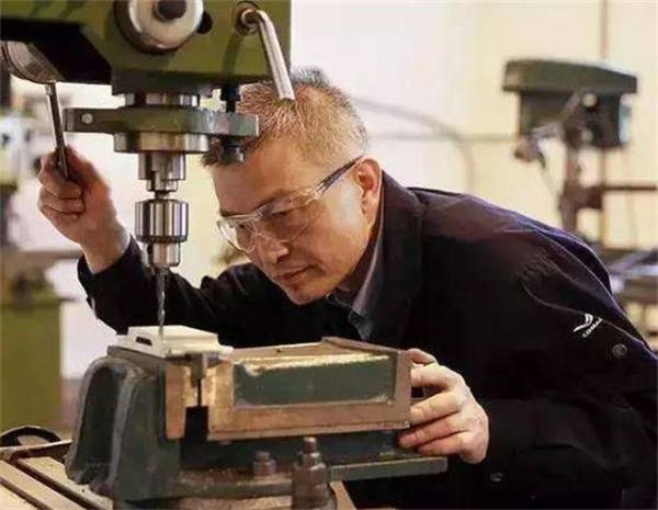 海外大批科學家為何紛紛來到中國？日本媒體說出了心裡話