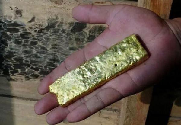 中國“上林幫”非洲淘金：日收入10萬元，常備200克金子保命