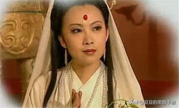 19版觀音對比：有的像過家家，有的像鬼片，有的讓觀眾合十跪拜