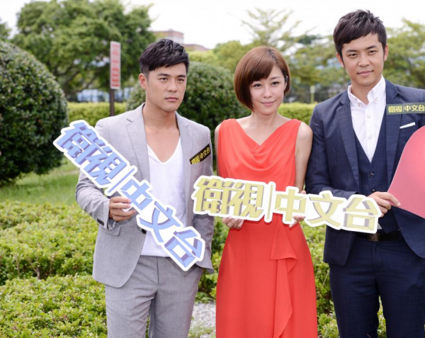 兒女身在娛樂圈，父母欠債、賴賬、感情複雜，這十幾位明星不容易