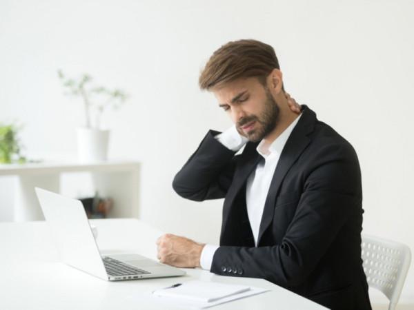 人們在冬天經常會出現頸部和肩部疼痛，大家應該如何預防？