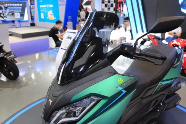 「2021中國摩博會」臺榮亮相2022款TR300T、新秀150運動踏板 「2021中國摩博會」臺榮亮相2022款TR300T、新秀150運動踏板