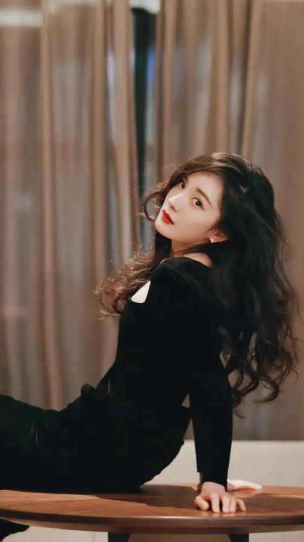 楊冪漂亮，還是蔣雯麗漂亮？