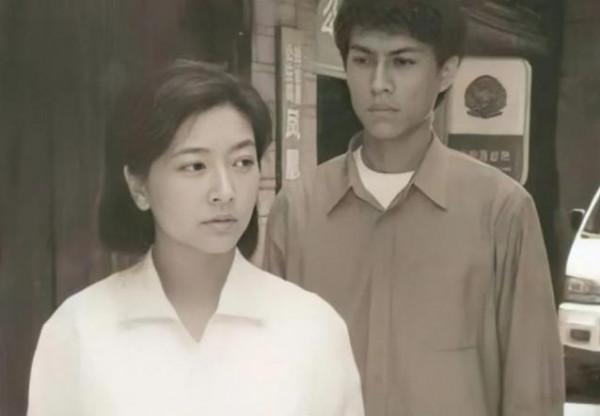 7位“偏愛小鮮肉”的女星，個個神采飛揚，姐弟戀就那麼香？