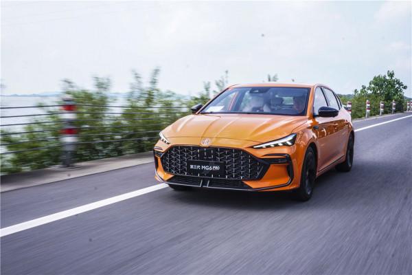 1.5T比影豹、03更強！前後獨懸 全新名爵6太炸了！