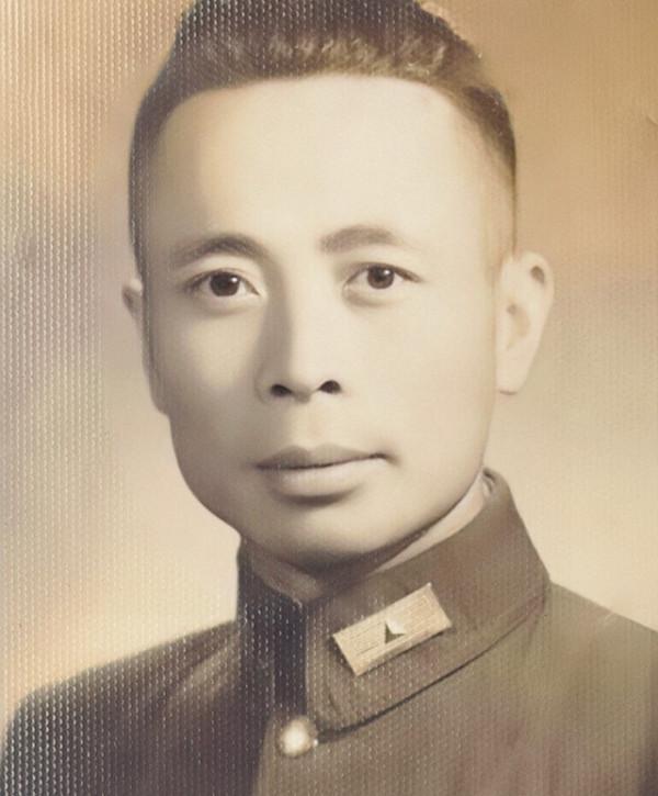 200師師長戴安瀾，在異國他鄉犧牲後，手下的三個團長結局如何？