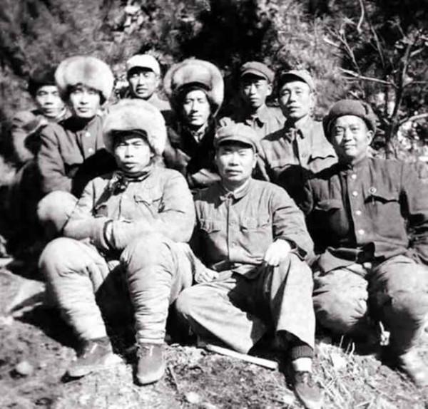 58年楊得志化名下連隊，因槍械拆解暴露身份：要求繼續留下當新兵