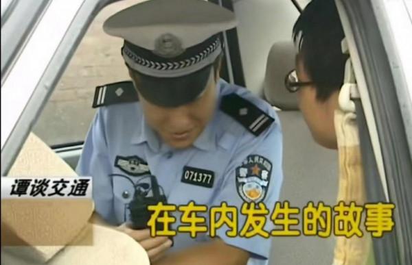 停播3年，那個從不開罰單的“網紅交警”譚喬，為何患抑鬱症了？