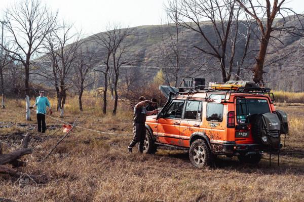 關關駕日|旅行日記 7輛硬派越野車,一場痛快的多倫穿越之旅 關關駕日|旅行日記 7輛硬派越野車,一場痛快的多倫穿越之旅