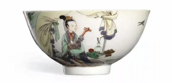 康熙五彩鈴鐺杯 康熙五彩鈴鐺杯