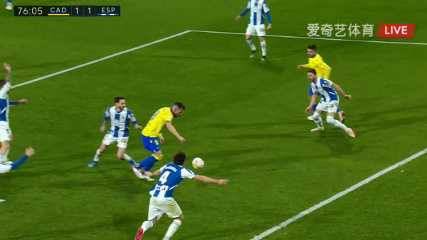 2比2！武磊未登場西人險平，中國球迷怒了，圍攻官博&plus;揪出1罪人