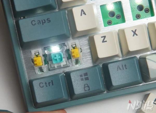 黑峽谷饕餮&amp;流光精靈主題機械鍵盤體驗