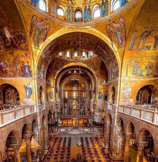 古 建 築，遠 比 你 想 象 更 驚 豔