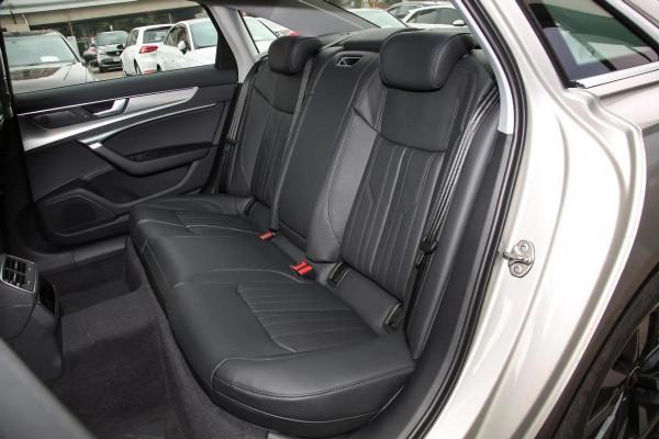 低調的豪華行政級轎車，車長5米，配置豐富，帶你體驗奧迪A6L