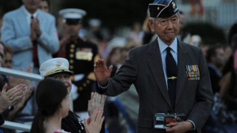 美國首位華裔軍官呂超然,戰場上利用中國人身份反擊,被捧成美國英雄 美國首位華裔軍官呂超然,戰場上利用中國人身份反擊,被捧成美國英雄