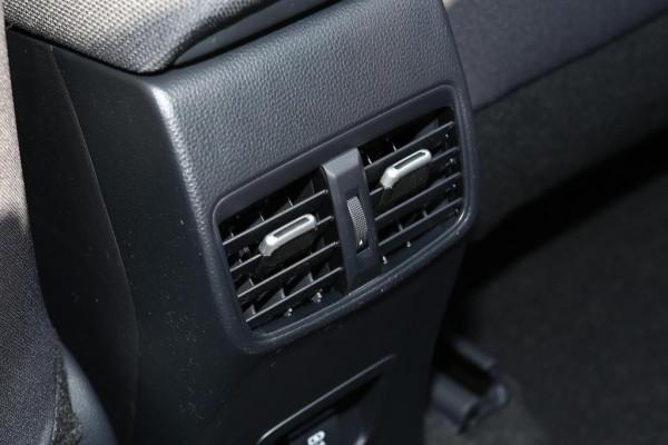 開完大眾朗逸，再換上廣汽豐田雷凌，總算明白德系與日系的差距