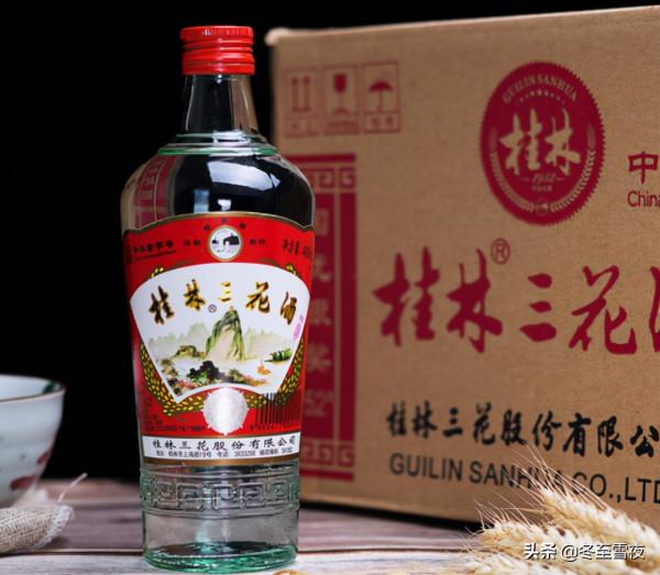 喝白酒，認準瓶身“2個記號”，不管價格高低，都是純糧食好酒