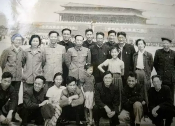 鞍鋼“五百羅漢”的故事 | 趙北克:揮師遠征大西北 遺憾邊關 鞍鋼“五百羅漢”的故事 | 趙北克:揮師遠征大西北 遺憾邊關