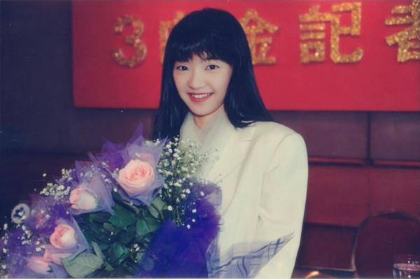 還記得《千千厥歌》的陳慧嫻嗎?為什麼輸給梅豔芳之後難回巔峰? 還記得《千千厥歌》的陳慧嫻嗎?為什麼輸給梅豔芳之後難回巔峰?