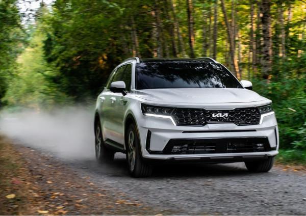 換上新標 1.6T+電機 索蘭託PHEV有點帥！