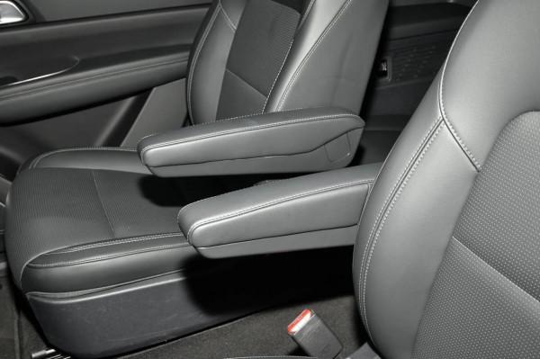 6/7座SUV其實比5座實用，看看這兩款，安靜舒適、省油、四輪驅動